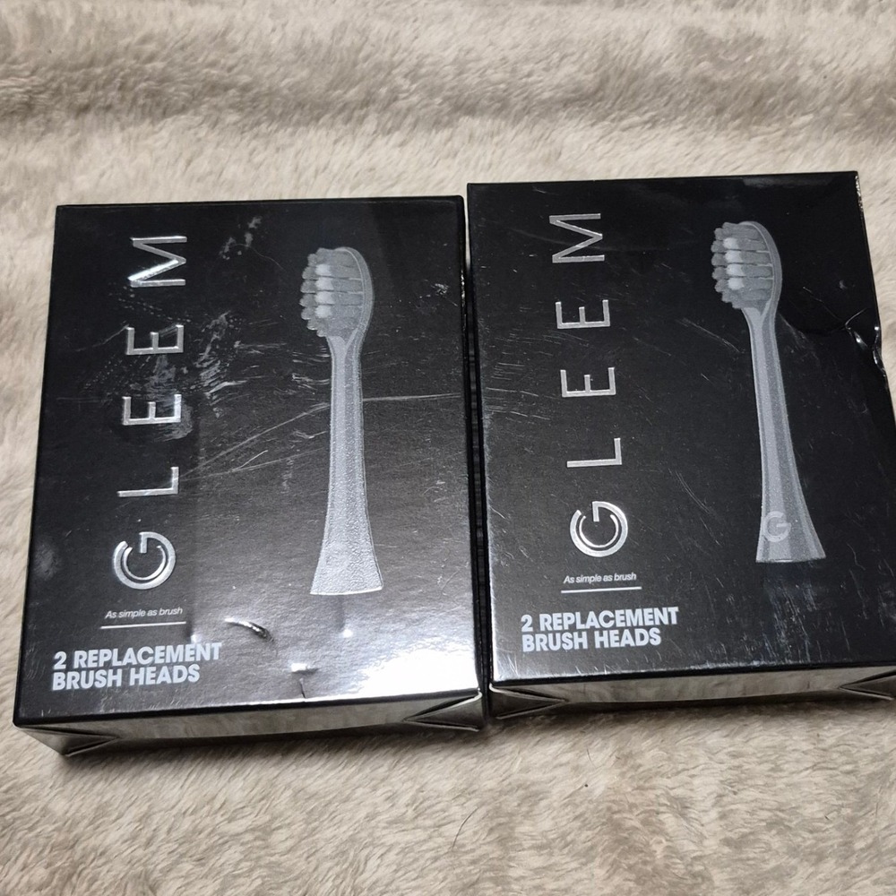 Gleem Replacement Toothbrush Heads Black 2 Count Pack of 2 Total 4 Heads